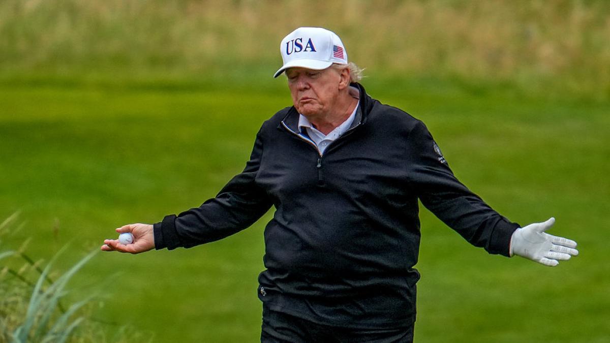 Las salidas para jugar al golf de Donald Trump ya le han costado a los estadounidenses más de 100 millones de dólares