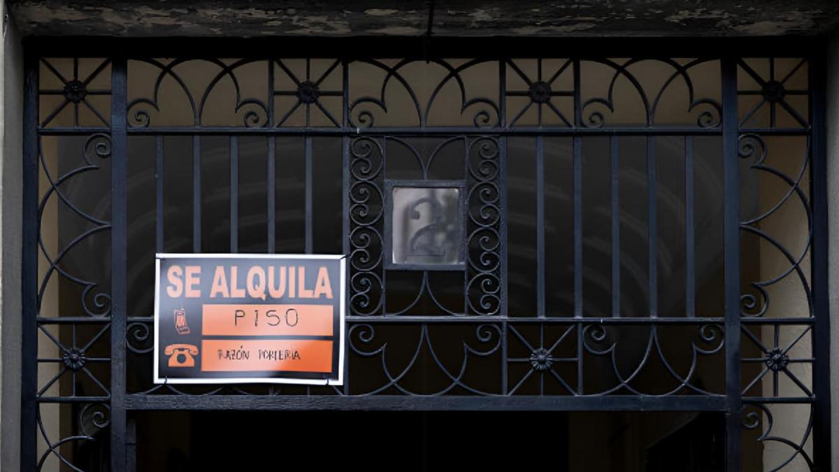 Alquilar una habitación en Madrid ya es misión imposible: el precio medio de un cuarto en la capital es la mitad del salario mínimo