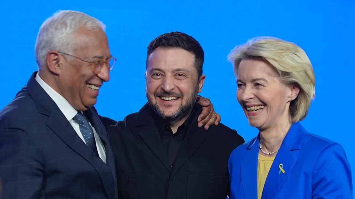 Algo más que una intención: la UE cambia su discurso ya sin Orbán y ve el "momento" de abrir el proceso de negociación para la adhesión de Ucrania