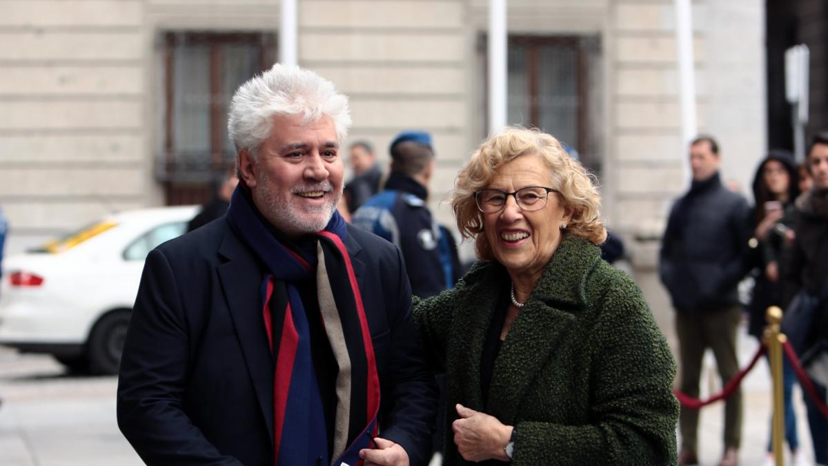 'Parar la guerra': Manuela Carmena, Joan Manuel Serrat Y Pedro Almodóvar firman un manifiesto contra la guerra en Oriente Medio y el genocidio palestino
