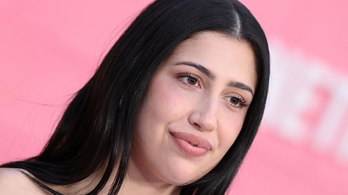 Quién es Sadie Sandler, la hija de Adam Sandler que triunfa con una comedia en Netflix