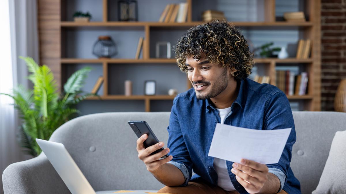 Confirmado por Hacienda: así puedes hacer la declaración de la renta por teléfono y cuándo tienes que pedir cita
