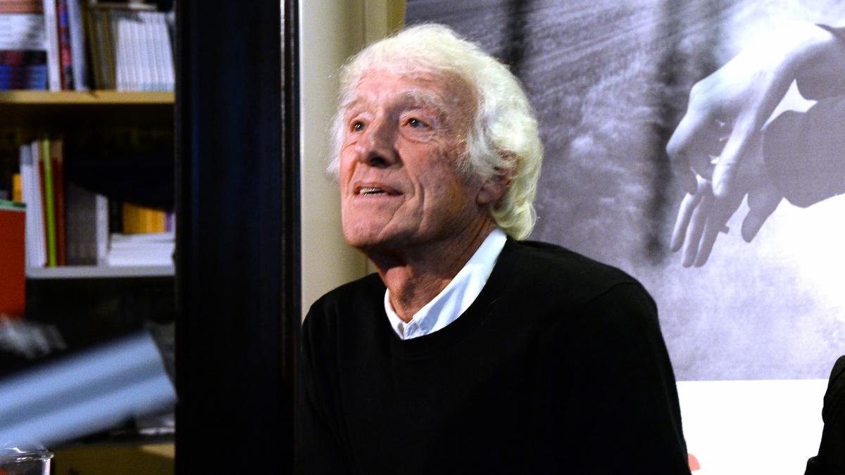 Roger Deakins, el director de fotografía más influyente de la historia del cine, sobre el aspecto de las películas modernas: "Aíslan al personaje en un mar de niebla"