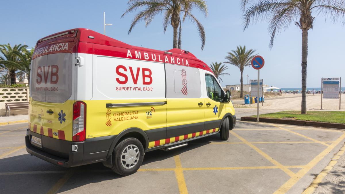 Cuatro personas mueren ahogadas, dos de ellas menores, en una playa de Oliva (Valencia)