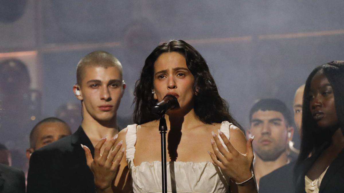 Rosalía se cuela en las PAU de Galicia con este comentario de texto