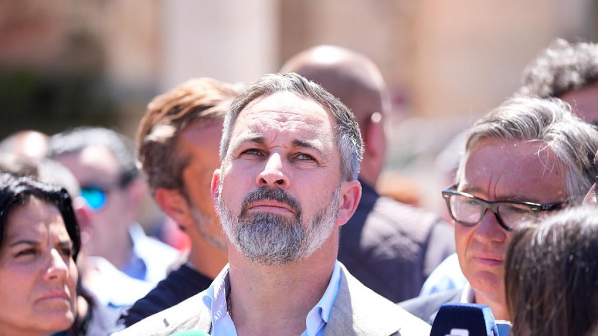Vox acelera su caída y pierde casi un punto en apenas un mes, mientras el PP se consolida en cabeza
