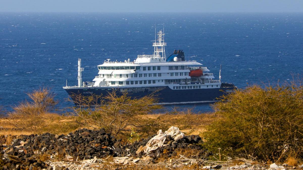 Raúl Rivas, catedrático de Microbiología, sobre si es para preocuparse que el crucero del hantavirus pueda atracar en Canarias:  El riesgo para la población es bajo, muy bajo 