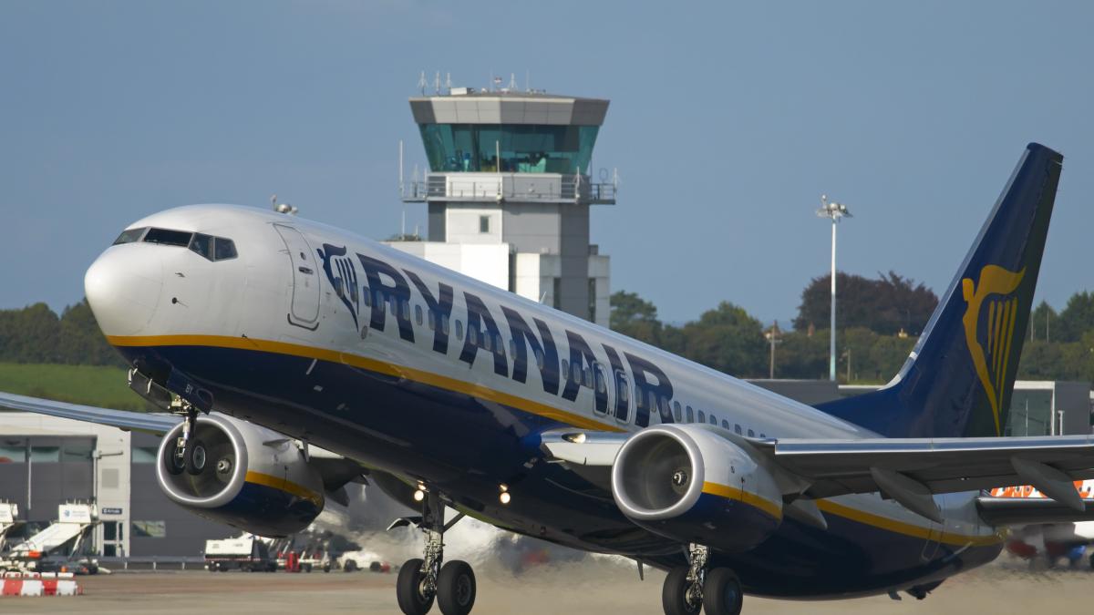 Bruselas cambia las normas: así pretende evitar las cancelaciones de vuelos por falta de queroseno