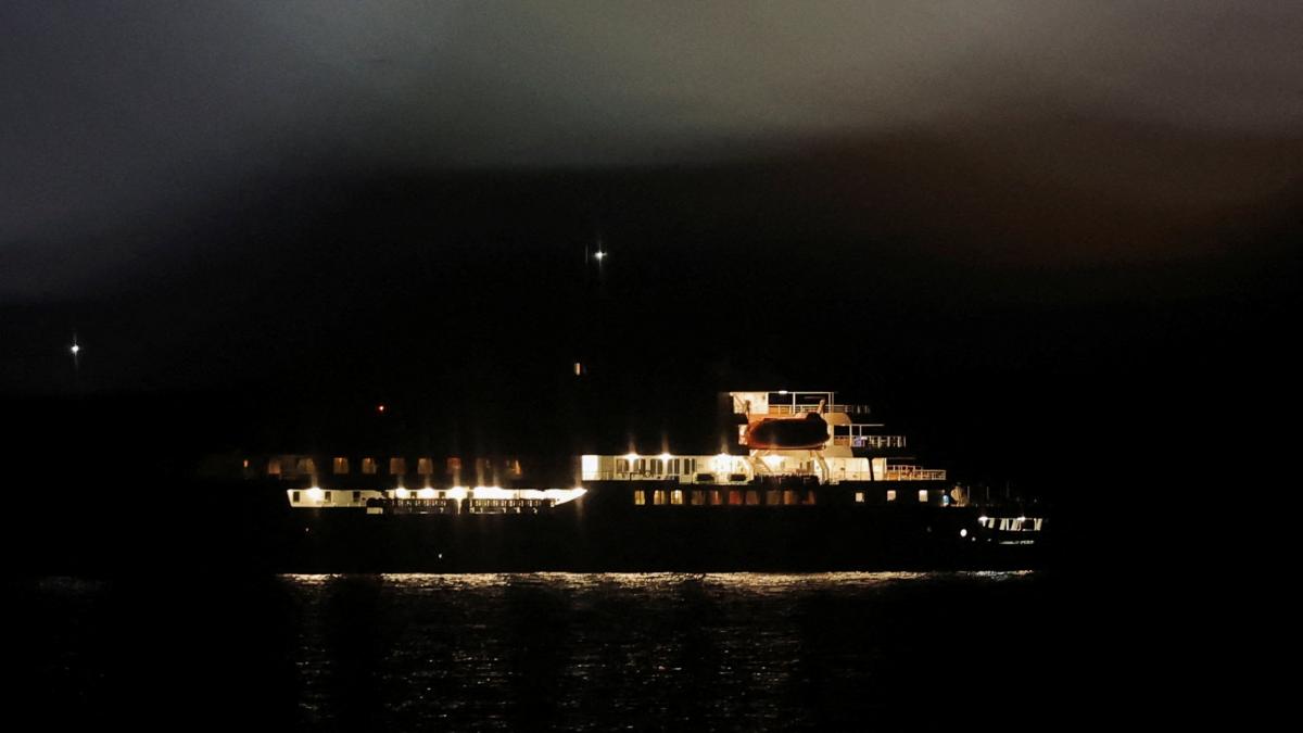 Última hora del brote de hantavirus, en directo: el MV Hondius ya está en Tenerife y los pasajeros serán evacuados al amanecer