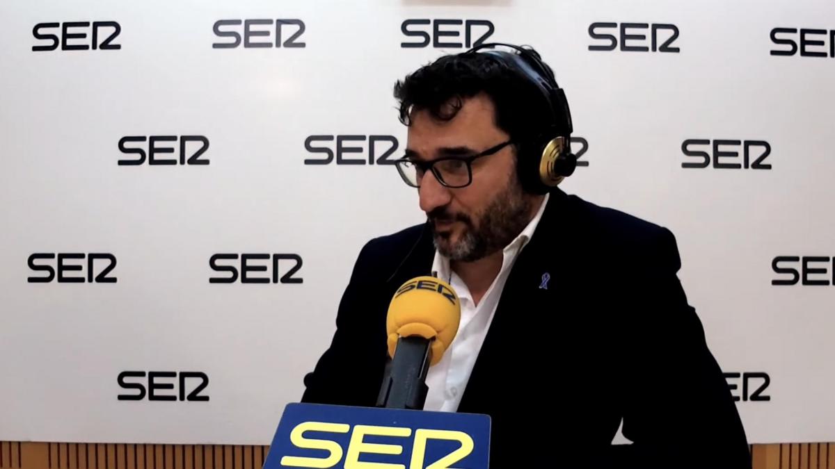 El secretario general del PSOE de Murcia se despide del alcalde fallecido, del PP: lo que debería ser normal en España se torna raro