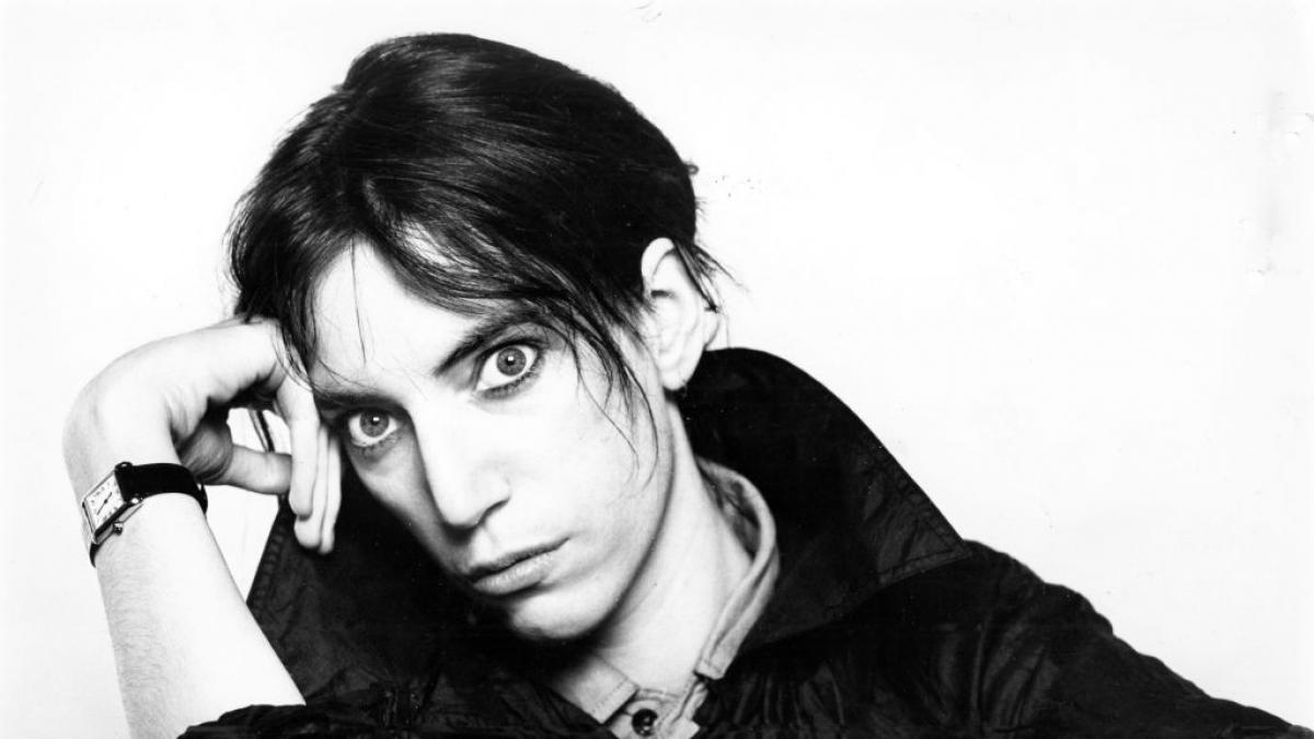 Cómo Patti Smith ha pasado de ser la 'madrina del punk' de los 70 a ...