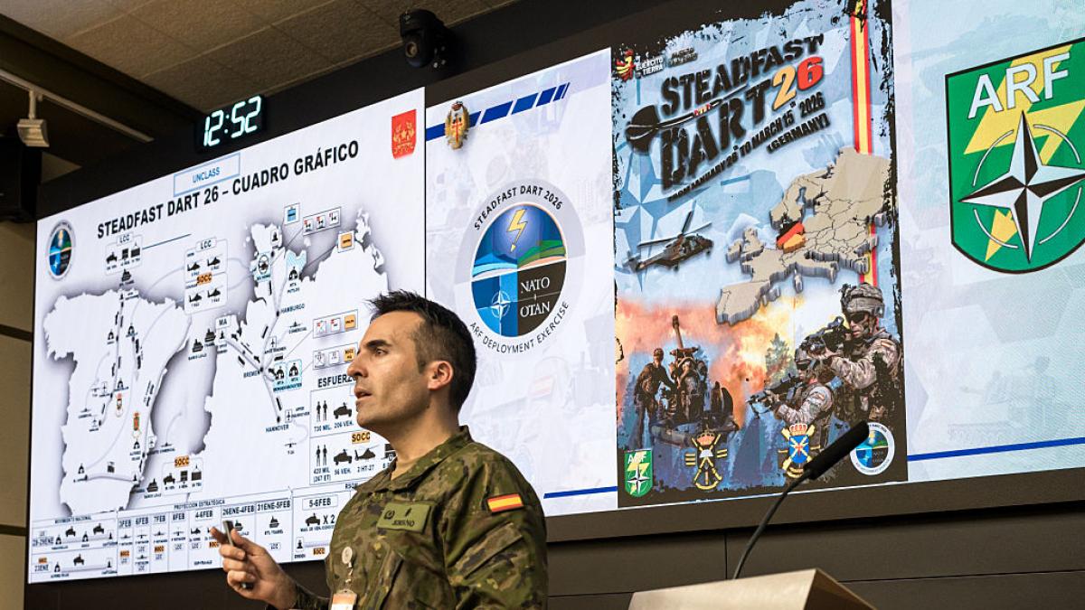 España pide abiertamente un ejército europeo: "No podemos despertarnos cada mañana preguntándonos qué va a hacer Estados Unidos"