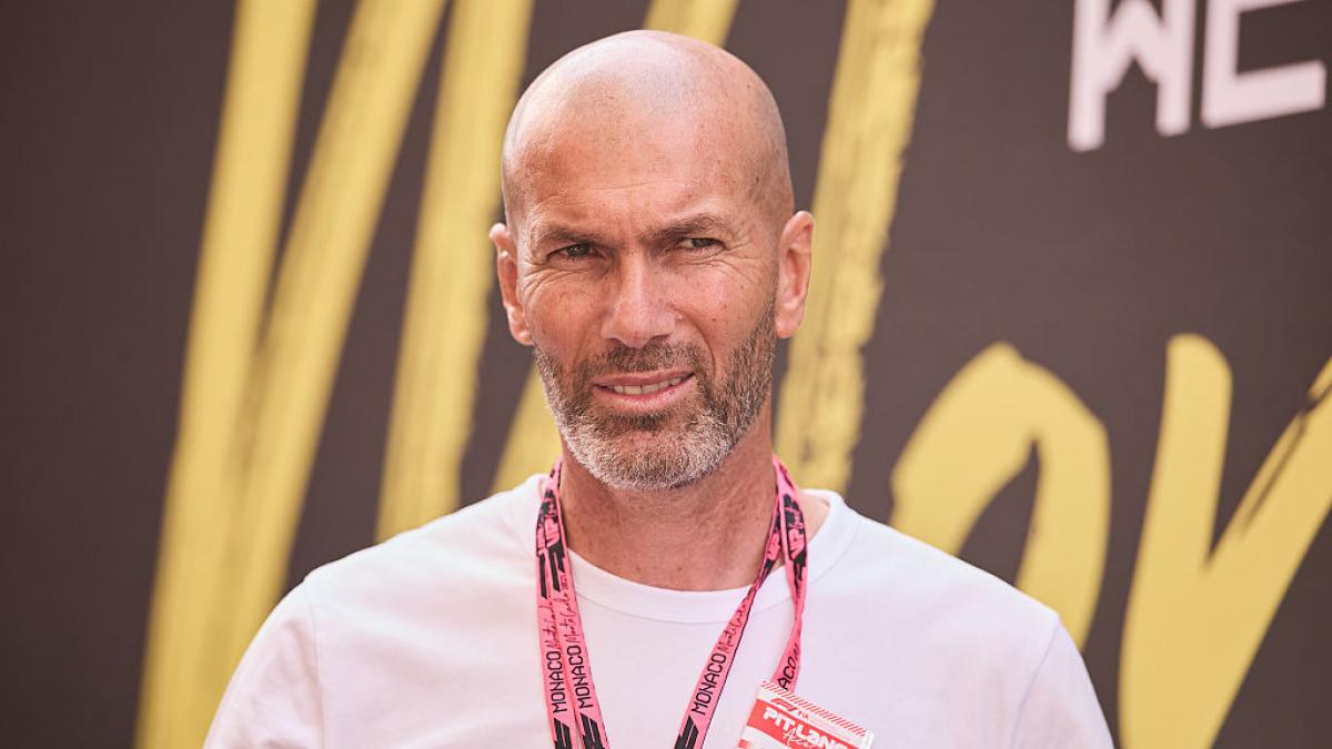 Stéphane Beaud, sociólogo francés: "Zidane no quiso vengar a su padre, sino reparar las injusticias que sufrió toda su vida en el escalón social más bajo"