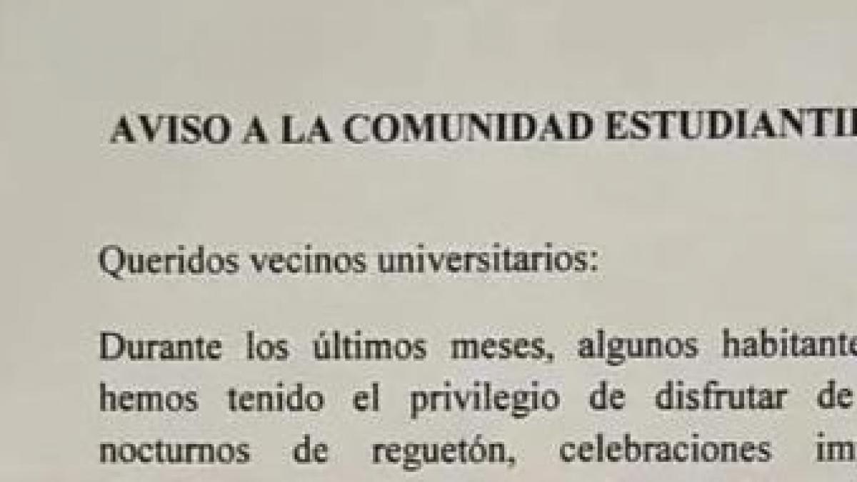El cartel que cuelga un vecino a causa de unos ruidos de estudiantes ya lo catalogan como 