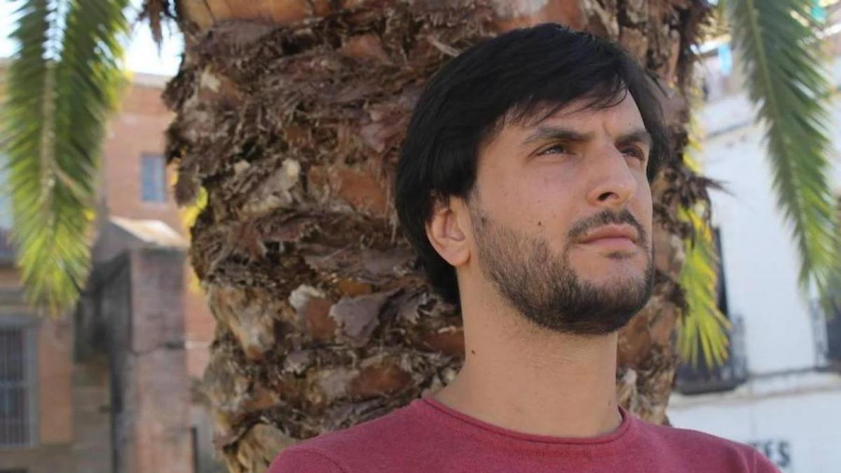 Gabino Sánchez, activista: "A Lamine le siguen todo tipo de 
