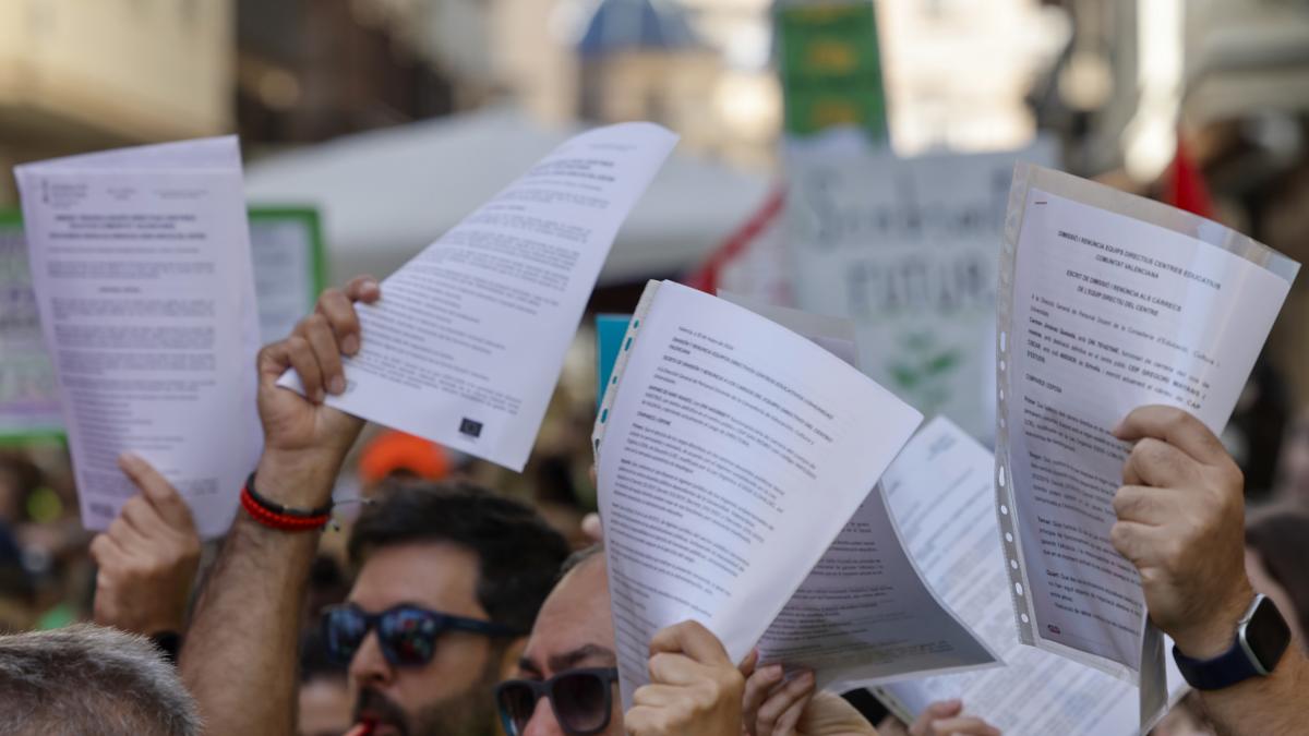 Dimiten 120 directores de centros valencianos en apoyo a la huelga del profesorado valenciano