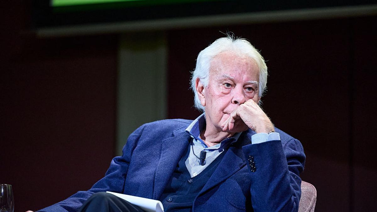 La reacción de Felipe González sobre la imputación de Zapatero es tan breve como reveladora