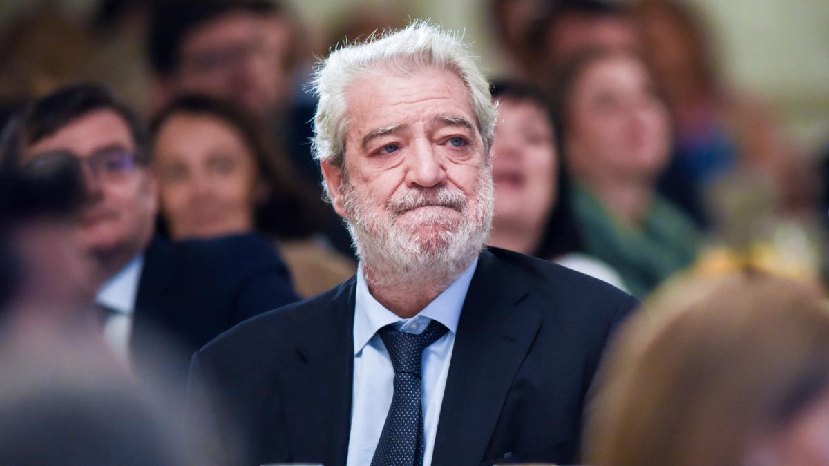 Miguel Ángel Rodríguez publica este tuit sobre Sánchez y Adrián Barbón no se deja nada en el tintero con su reacción