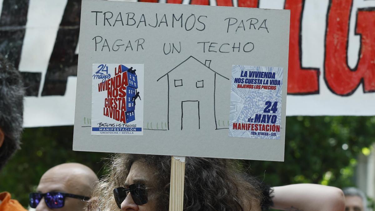 Miles de personas salen a la calle en varios puntos de España para exigir 