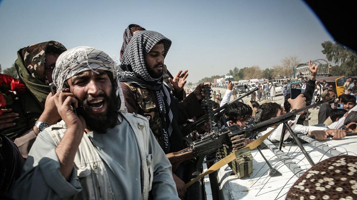 Polémica por el acercamiento de la UE a los talibanes para hablar de deportaciones
