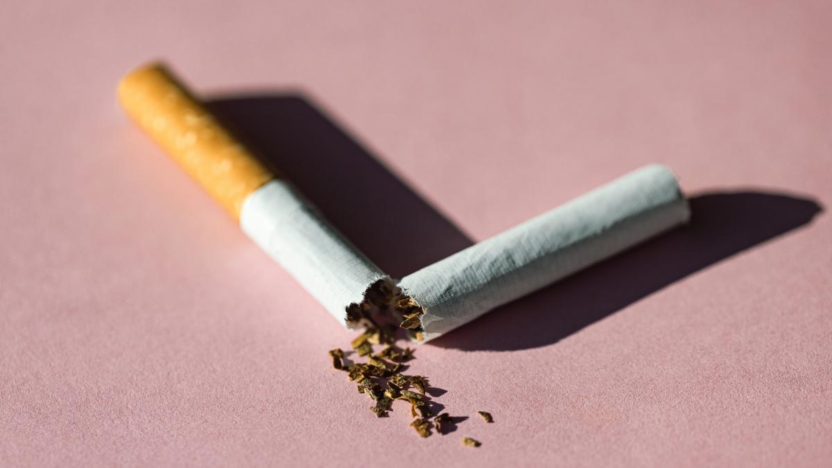 Europa apunta a la nicotina y la ciencia señala al cigarro: estos países confirman el fin del tabaquismo