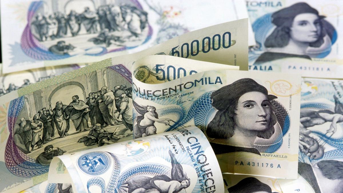 Una jubilada de 94 años encuentra en el desván el equivalente a 4,3 millones de pesetas y pide cambiarlas por euros, pero un tribunal dice que ya son papel mojado: eran más de 26.000 euros