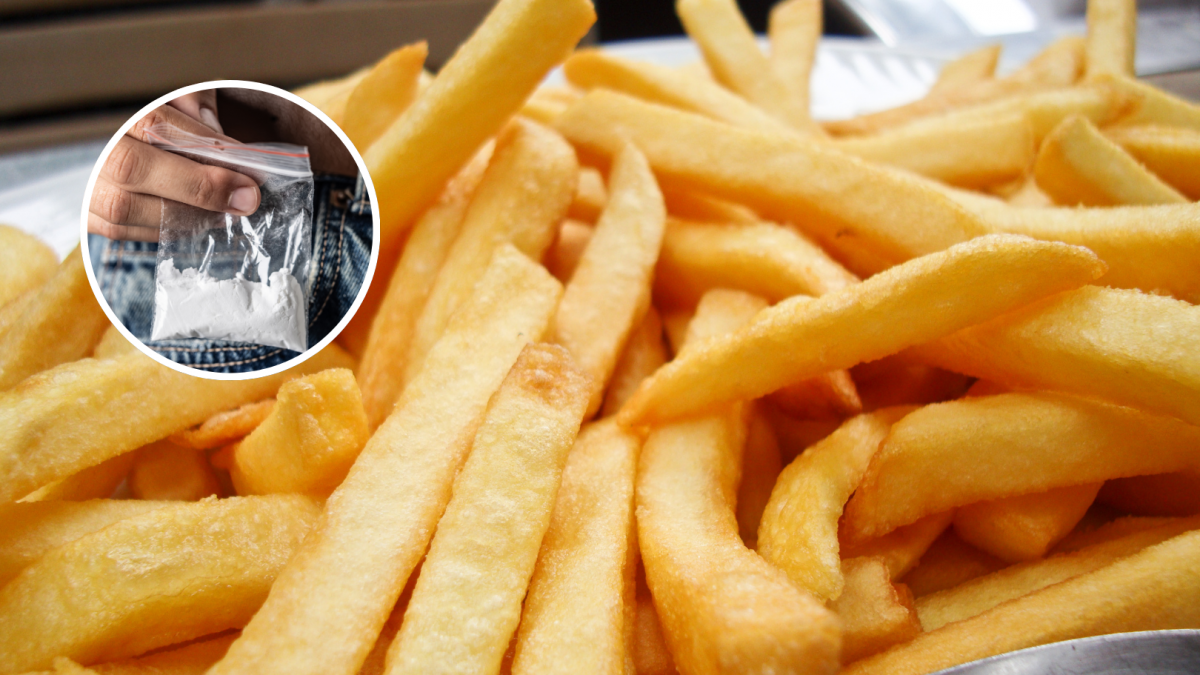 El dueño de una freiduría vendía cocaína escondida en el dispensador de curry, junto a las patatas fritas: 