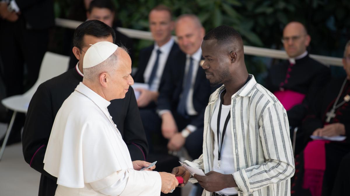 El emocionante discurso de un senegalés ante el papa León XI