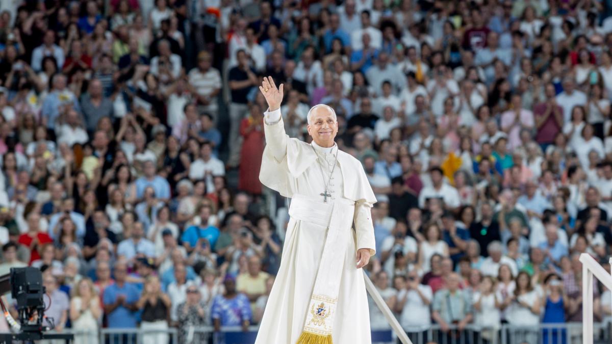 Un experto ve la actitud del papa en el Bernabéu y saca esta