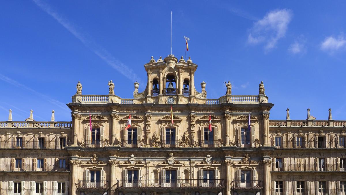Apartan de la docencia a un concejal de Salamanca denunciado