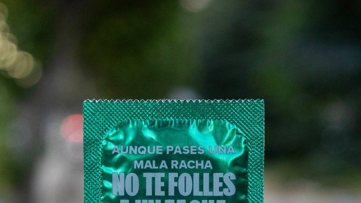 "No te f**** a un facha": los Jóvenes de Más Madrid reparten