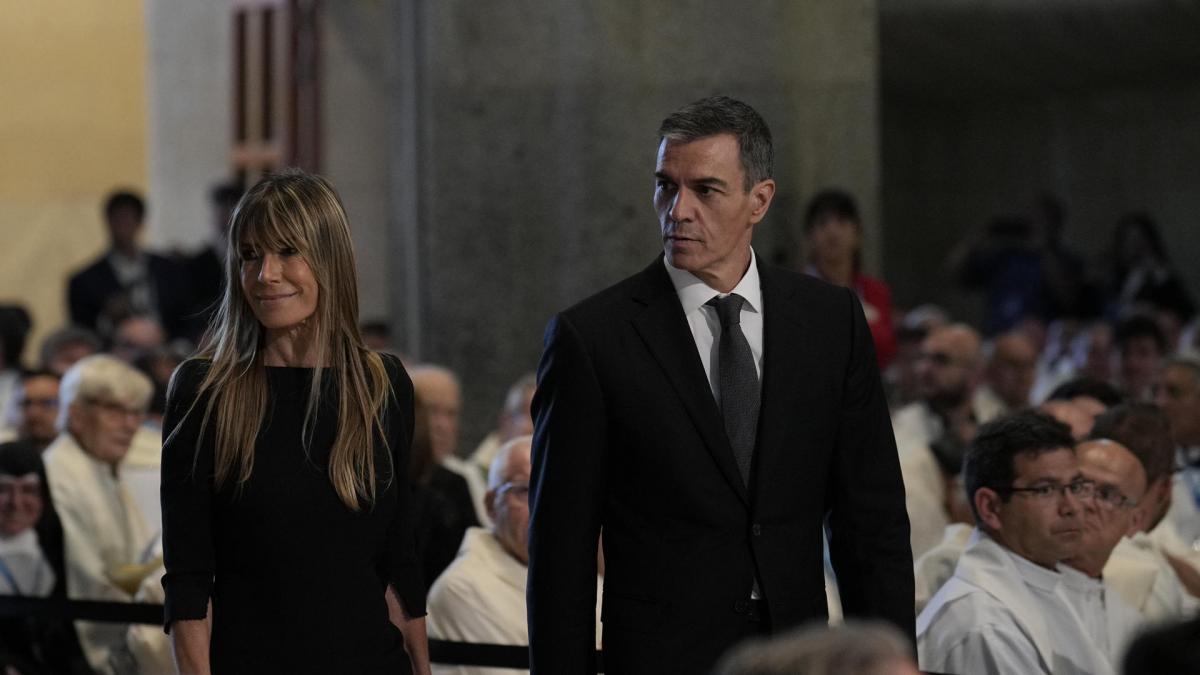 Lo que ocurre cuando Pedro Sánchez llega a la Sagrada Famili
