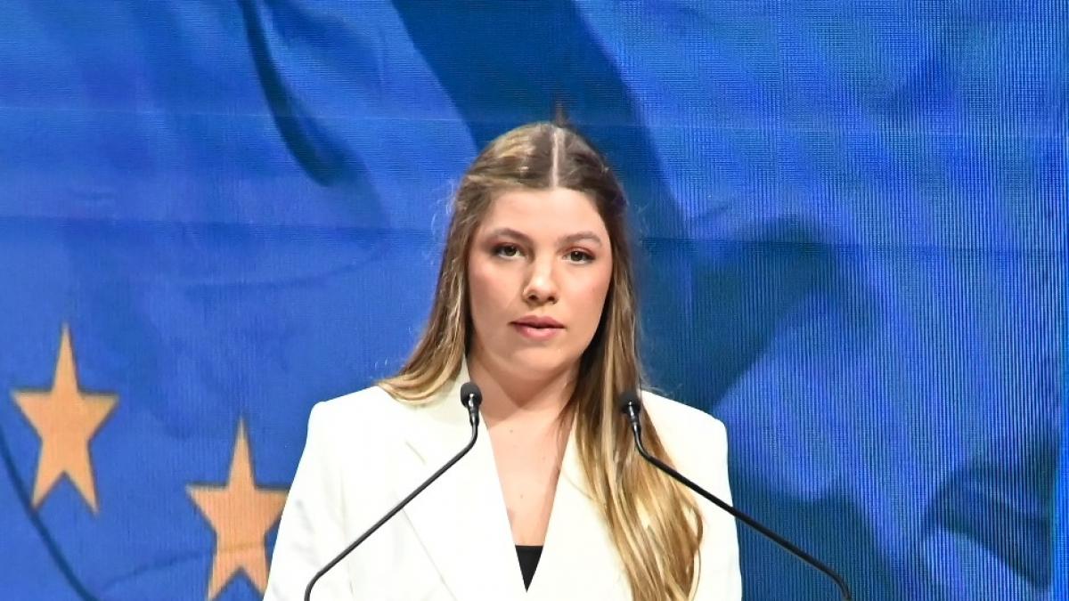 El primer discurso de la infanta Sofía: un olvido a Leonor, una referencia cinematográfica y una mención que tiene como 'culpable' a Letizia