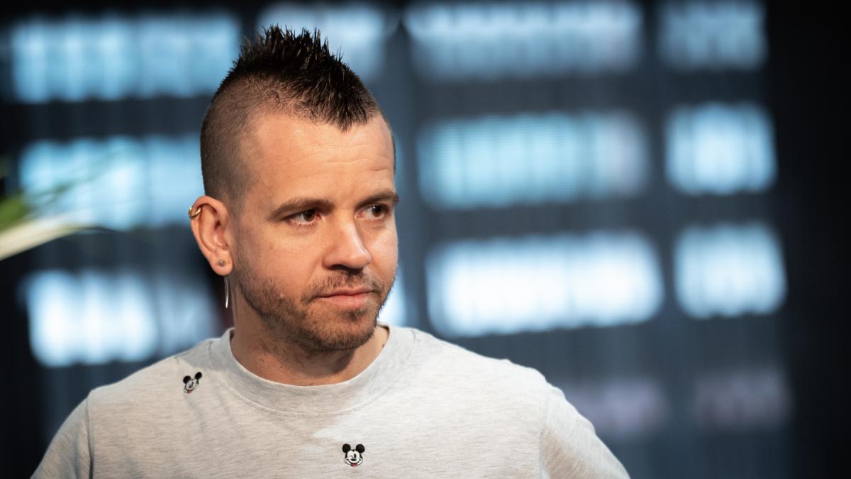 Dabiz Muñoz, 46 años, chef con cuatro estrellas Michelin: "Si tuviera que elegir entre comer o cocinar, yo elegiría comer"