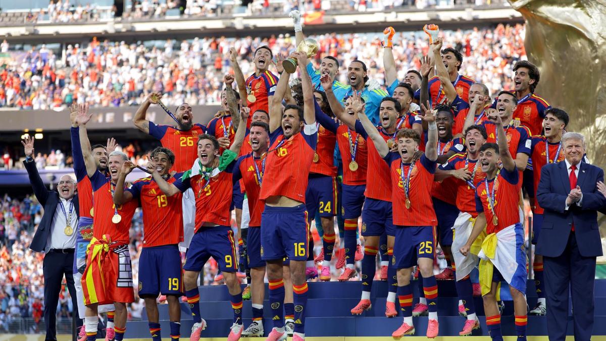 La Roja vuelve a España: así celebrará la Selección la victoria mundial por las calles de Madrid