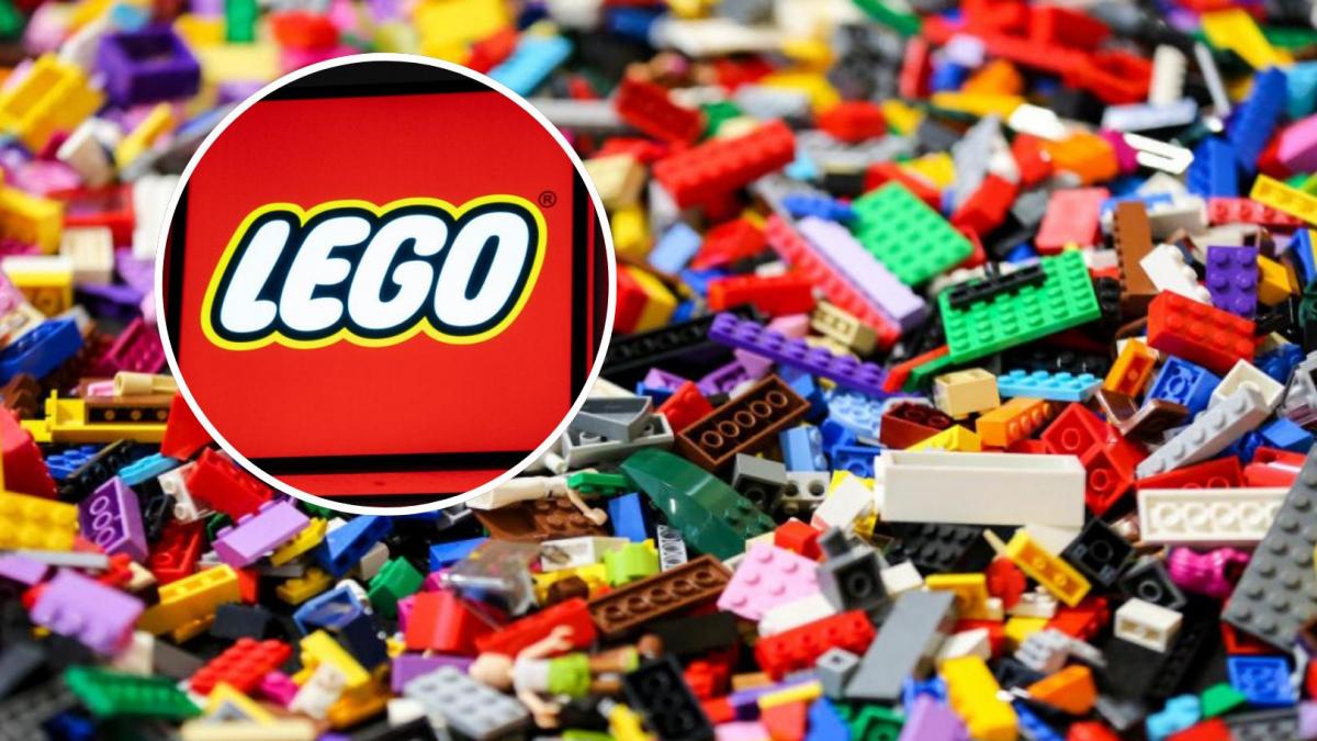 Un barco perdió 5.000.000 de piezas de Lego en 1997 y el mar aún las devuelve: un pescador acaba de rescatar un botecito amarillo