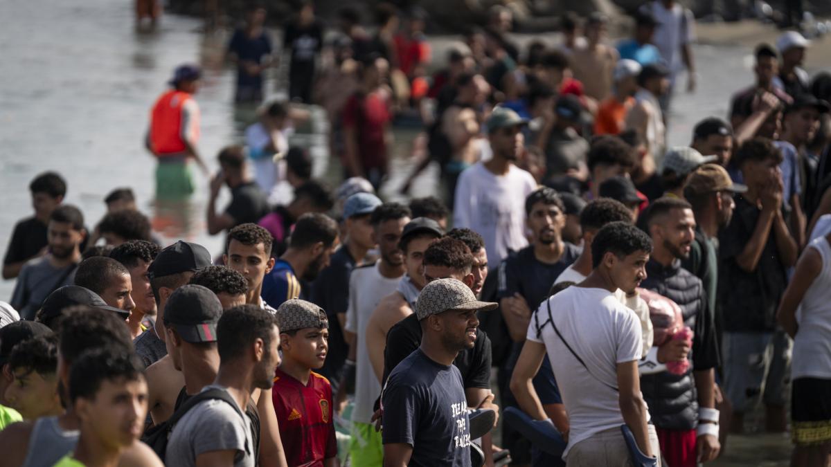 Ceuta entra en una semana decisiva: Europa se moviliza mientras España intenta recuperar el control de la mayor crisis migratoria en años
