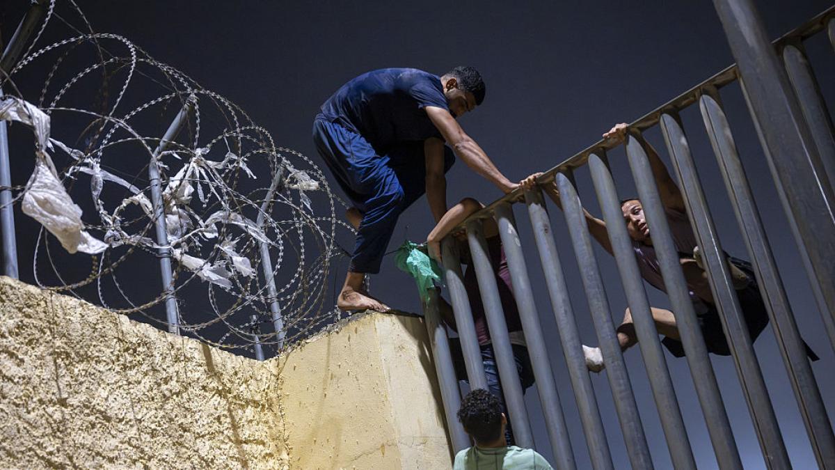 La inteligencia española ve  probables  más tácticas encubiertas en Ceuta y Melilla
