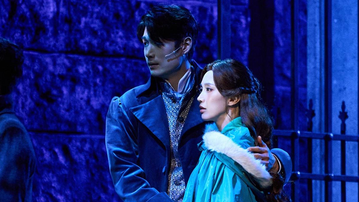 'Dracula. The musical', ¡qué bien le sienta el 'skincare' coreano a Drácula!