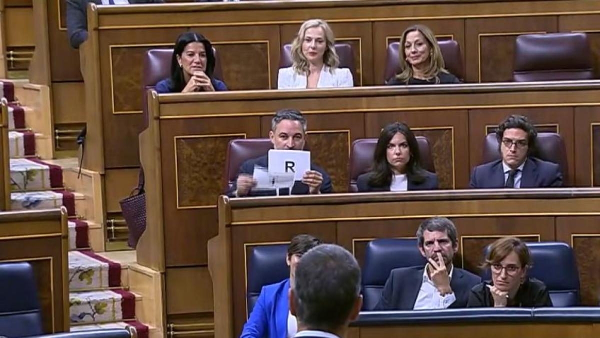 pedro-s-nchez-implacable-en-su-r-plica-a-santiago-abascal-yo-ser-un