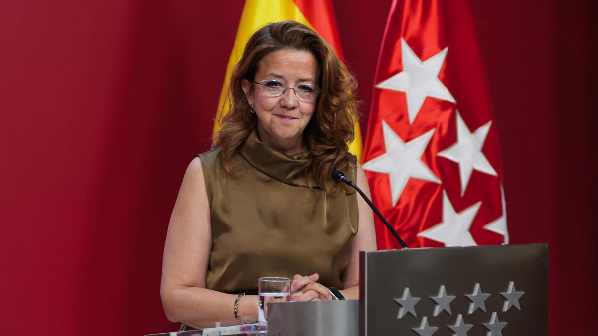 "Evitad anotarlos como preferentes": los papeles que detallan el maquillaje en listas de espera del Ramón y Cajal
