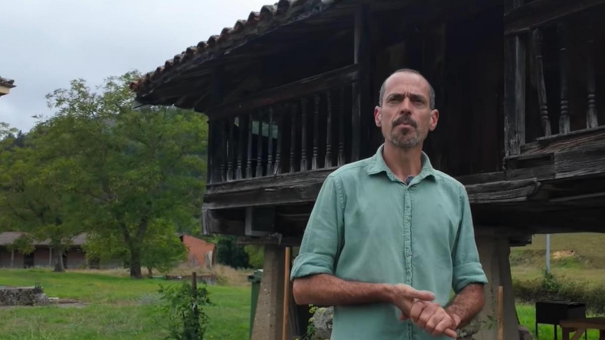 Axel, el argentino que llegó hace tres años y vive en una pequeña aldea de Asturias por una razón muy concreta:  Estoy obsesionado con repoblar la España vaciada 