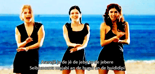 13 cosas que solo entenderás si has bailado alguna vez en una verbena de  pueblo (GIFS)
