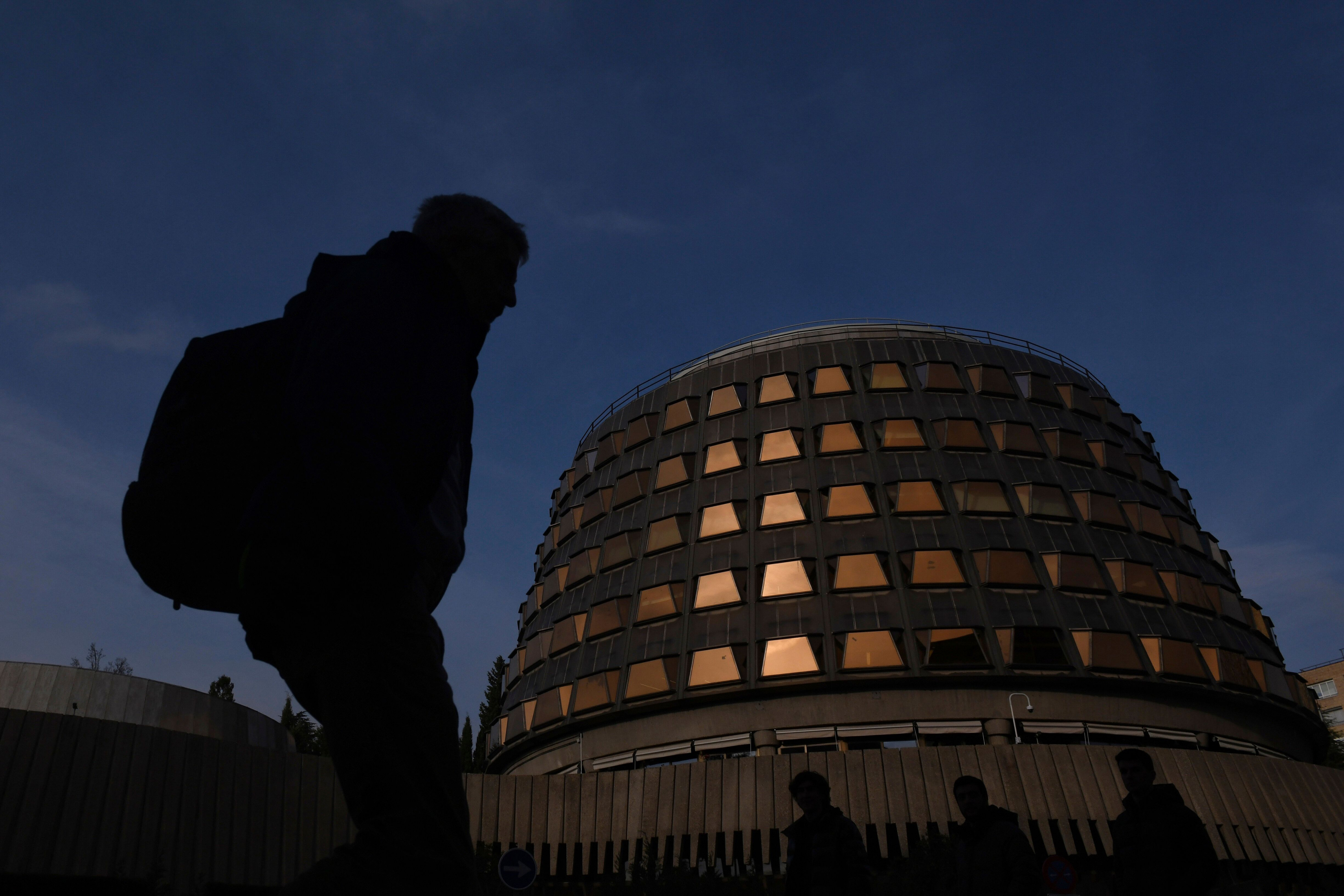 El Constitucional admite a trámite los recursos del PP contra la ley de ...