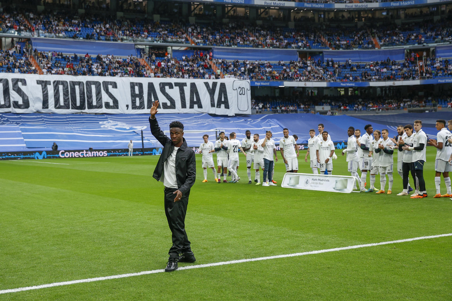 El Bernabéu se vuelca con Vinicius en el partido frente al Rayo Vallecano