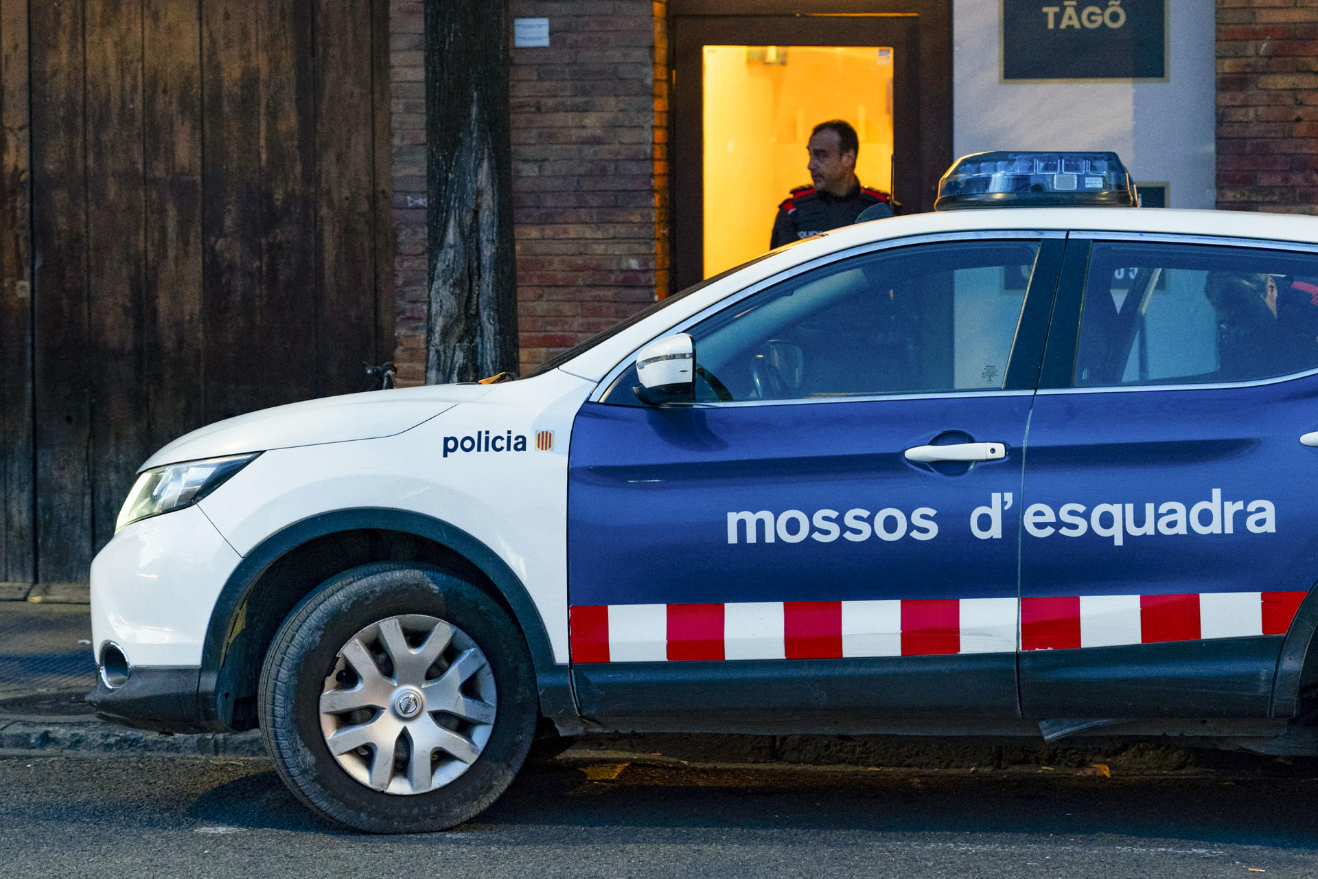 Asesinan a plena luz del día a un hombre en la calle Balmes de ...