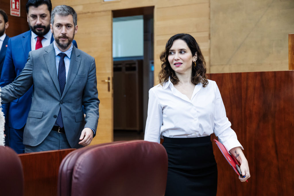 La pareja de Ayuso se querella contra la fiscal jefe de Madrid por ...