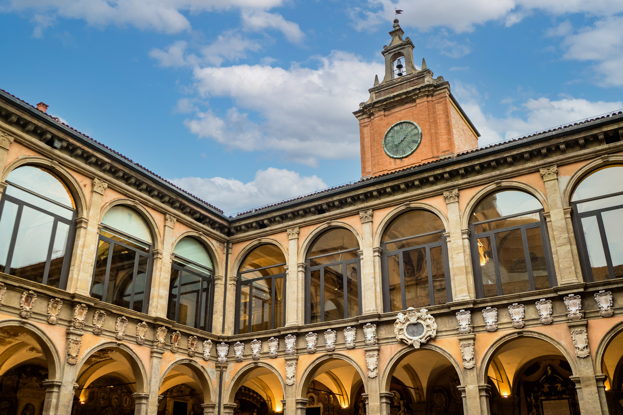 La Universidad M s Antigua Del Mundo Occidental Est En Italia Y Tiene la-universidad-m-s-antigua-del-mundo-occidental-est-en-italia-y-tiene