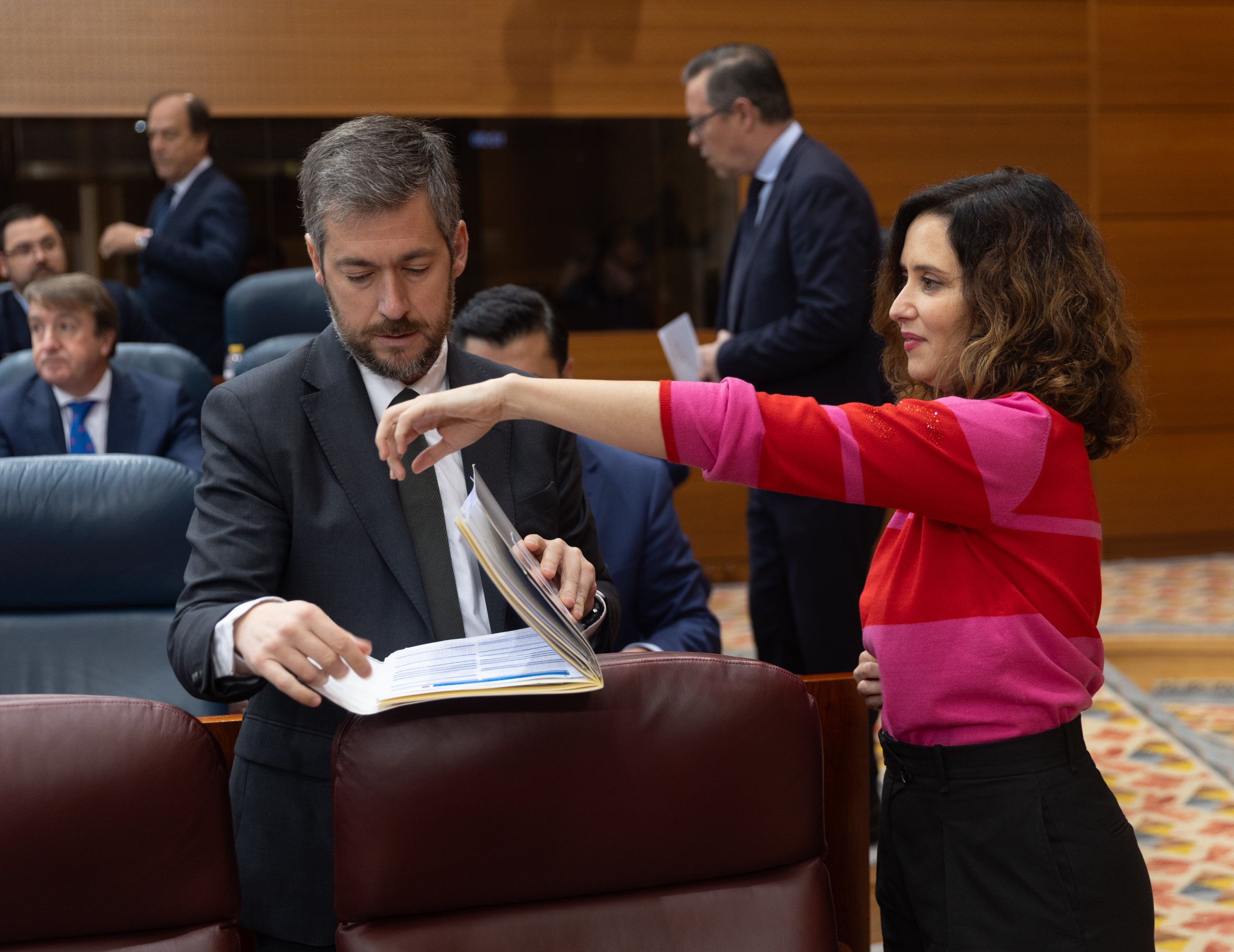 El Gobierno de Ayuso dice que los fondos para la Ley ELA no llegan ...
