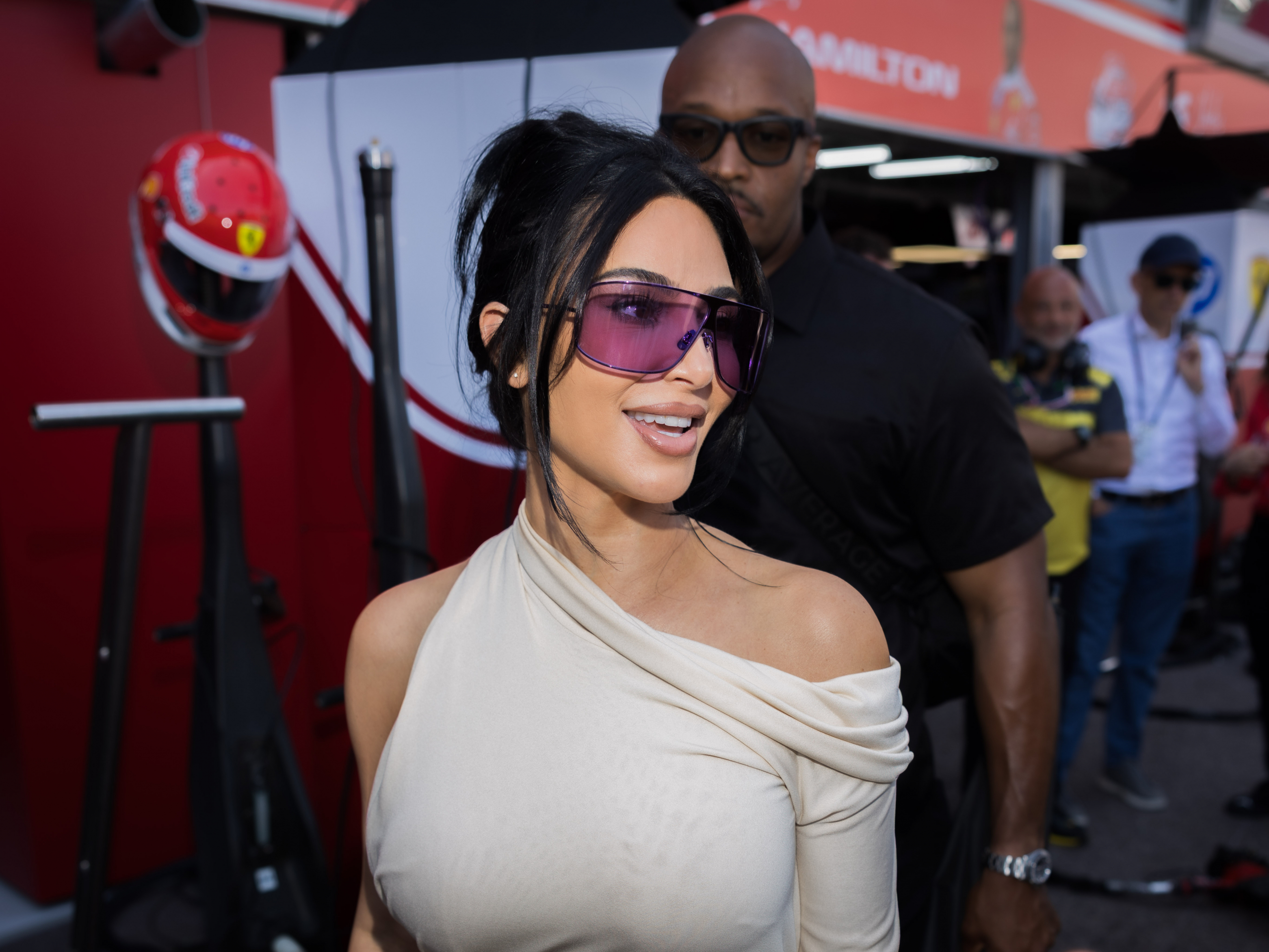 Detienen A Un Hombre Por Intento De Robo En Casa De Kim Kardashian Tras detienen-a-un-hombre-por-intento-de-robo-en-casa-de-kim-kardashian-tras